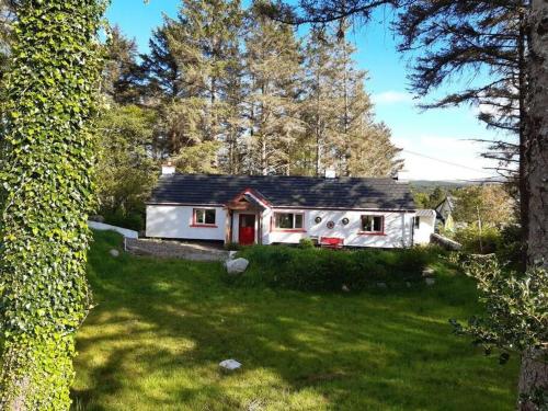 Back2Roots - Beautifully Restored Cottage, Doochary