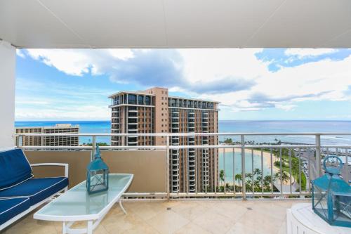 Ilikai Tower 2024 Lagoon View 1BR - image 7
