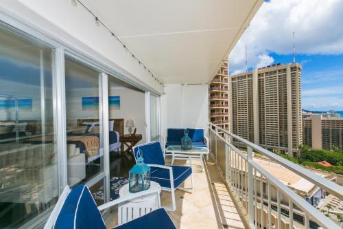 Ilikai Tower 2024 Lagoon View 1BR - image 8