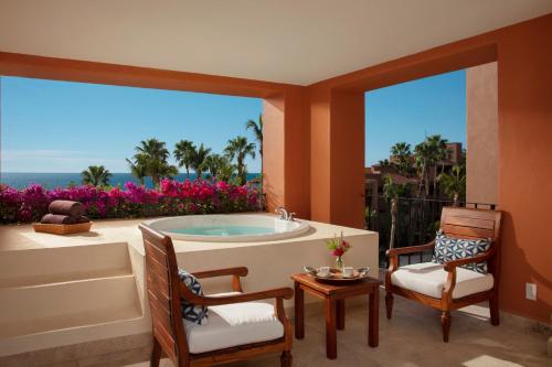 Zoetry Casa del Mar Los Cabos Room Type - Deluxe Ocean View Room with Hot Tub and Double Beds