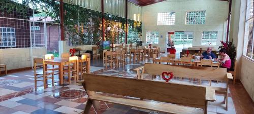 Restoran, ECO HOTEL LACHUA in Coban