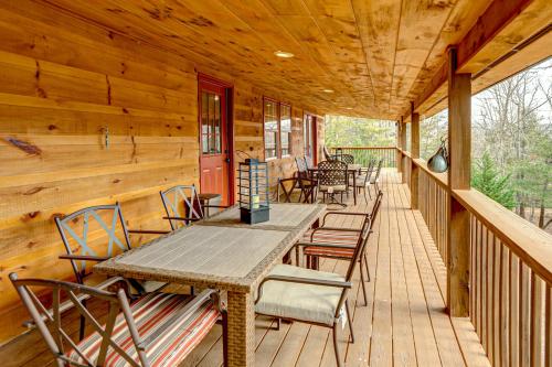 Lucky Clover Cabin in Blairsville, USA