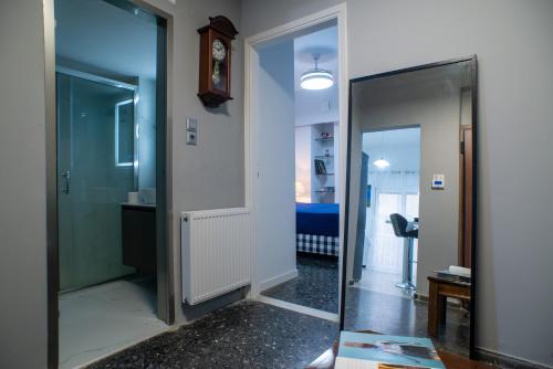 Modern-Lux Central 1 Bedroom Condo, Atene