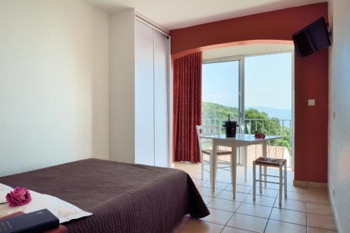 Hotel Alata Room Type - Double or Twin Room