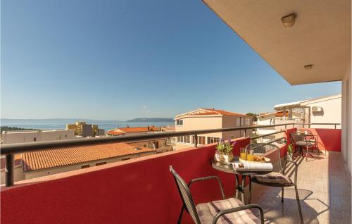 2 Bedroom Awesome Apartment In Makarska