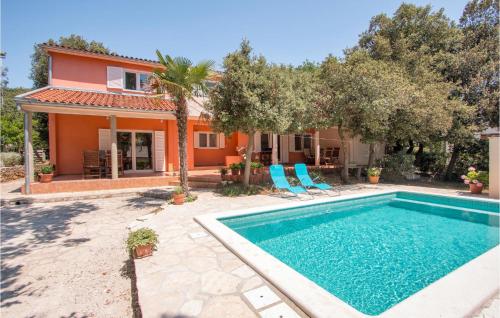 Amazing Home In Barbariga With 3 Bedrooms, Wifi And Outdoor Swimming Pool