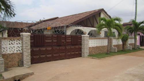 Lashibi Villas