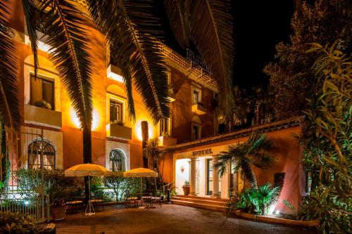 hotel photo