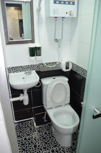Double Room image 1