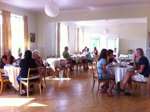 Food and beverages, Vitaby Jarnvagshotell in Vitaby