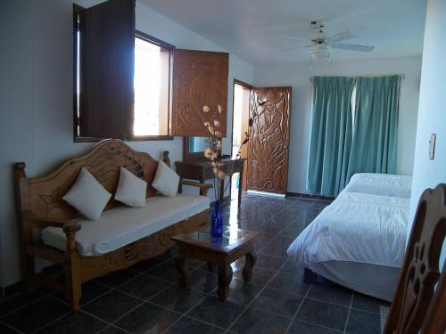 Hotel Paradise Lagoon in Ixtapa