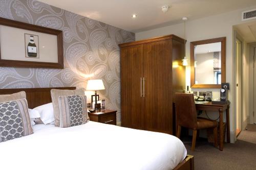 1 double bed