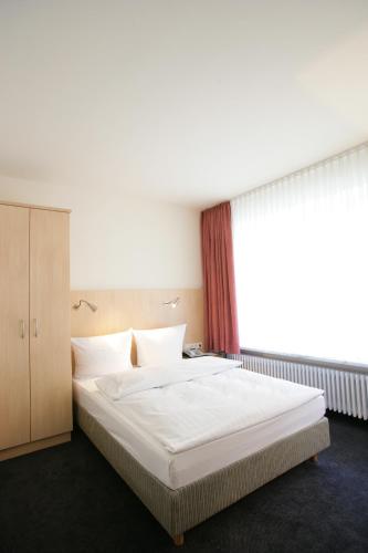 Hotel Senator München - image 11