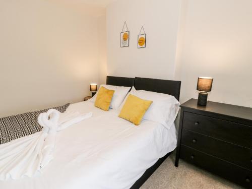Rose Suite - image 9