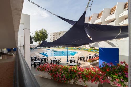 Apartamentos Complejo Eurhostal - image 6