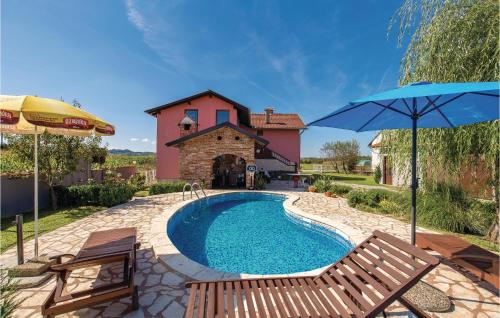 Pet Friendly Home In Ozalj With Outdoor Swimming Pool