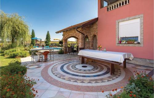 Pet Friendly Home In Ozalj With Outdoor Swimming Pool