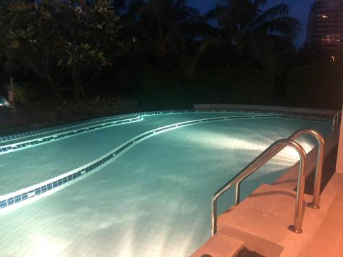 Best Pool Access Beachfront Nice Furnish 1bedroom Best Pool Access Beachfront Nice Furnish 1bedroom