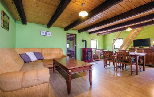 Gorgeous Home In Ozalj With House A Panoramic View