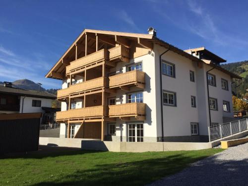 Modern Apartment in Brixen im Thale near Ski Area - Feuring