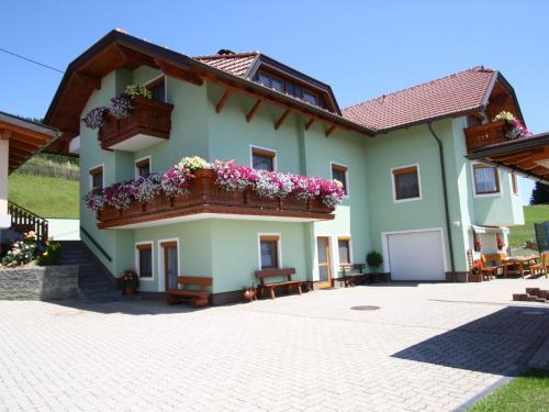  Pleasing Apartment in Liebenfels With Swimming Pool in Liebenfels