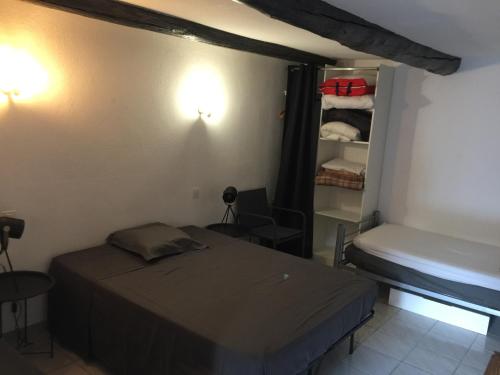 Appartement sur cour, rez de chaussée