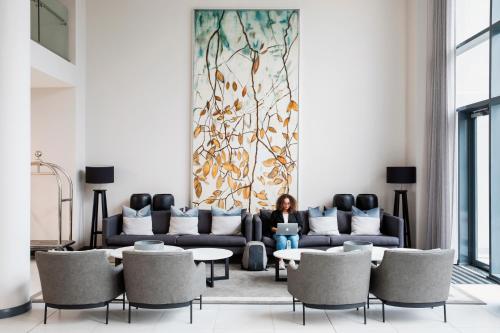 The Capital Trilogy Menlyn Maine Apartments - image 4