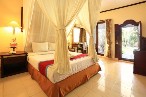 Laghawa Beach Hotel – Sanur, CO
