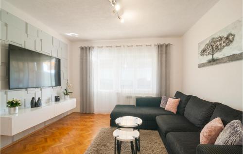  Three-Bedroom Apartment in Gata in Gata