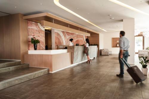 Kriti Hotel - image 12