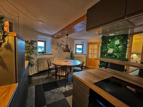 Der alte Torturm in 貝格貝羅爾巴赫