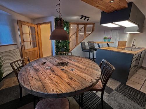 設施, Der alte Torturm in 貝格貝羅爾巴赫