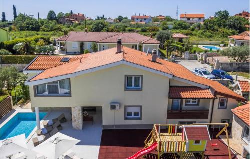 Cozy Home In Kastel With Outdoor Swimming Pool