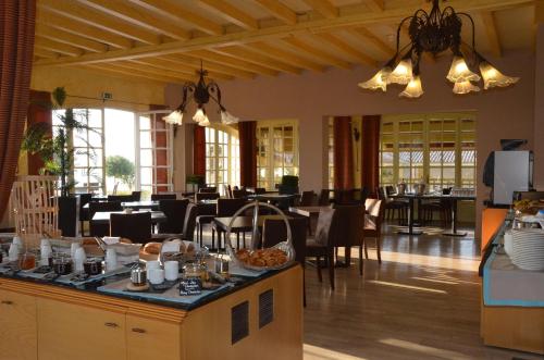 ห้องอาหาร, Hotel et Spa Les Cleunes Oleron in แซงต์ โทรจัน เลส แบงส์