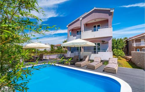 Nice Home In Pasman With Wifi, Outdoor Swimming Pool And Heated Swimming Pool - Pašman