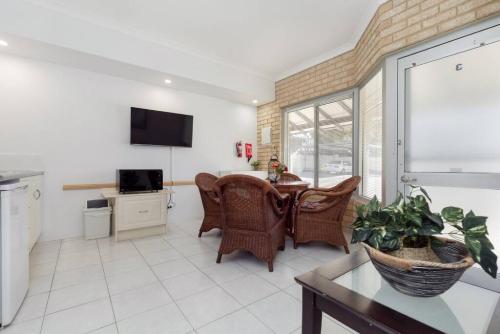 Létesítmények, A3 Modern Apt with Free Parking and Private Bathroom in Joondalup