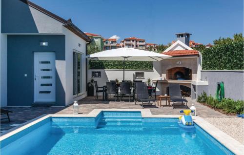 Three-Bedroom Apartment In Split 5