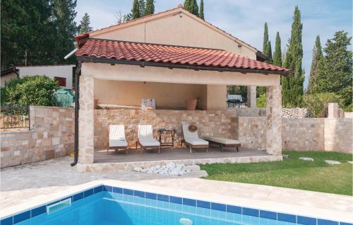  Holiday home Brusje Molo Bonda in Brusje