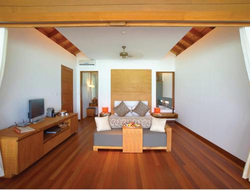 Water Villa image 3