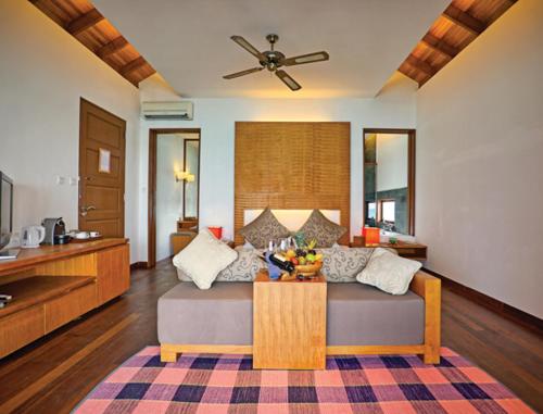 Water Villa image 4