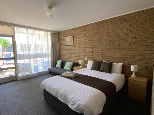 Warrina Motor Inn Wodonga CBD