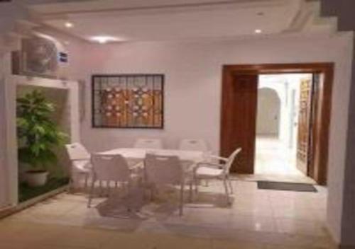 Une belle villa au centre de Tunis, Bardo – khách sạn tại Le Bardo
