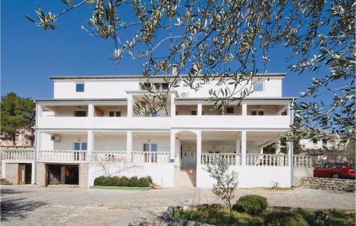  Apartment Alojzija Stepinca IV in Starigrad-Paklenica