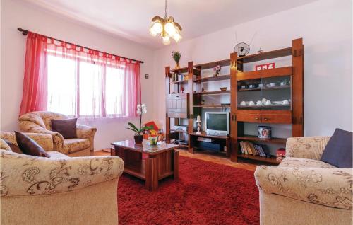 3 Bedroom Stunning Home In Modric