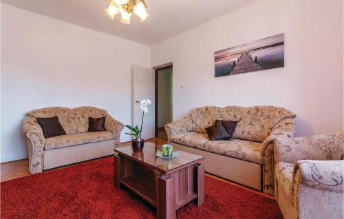 3 Bedroom Stunning Home In Modric