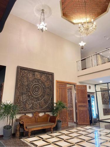 Chunlee Grand near Phra Narai Maharaj Templom