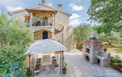  Apartment Heraki II, Unterkunft in Jakići