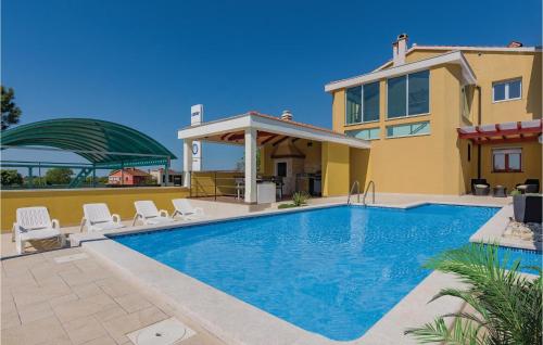  Apartment Zminj I in 52341 Žminj