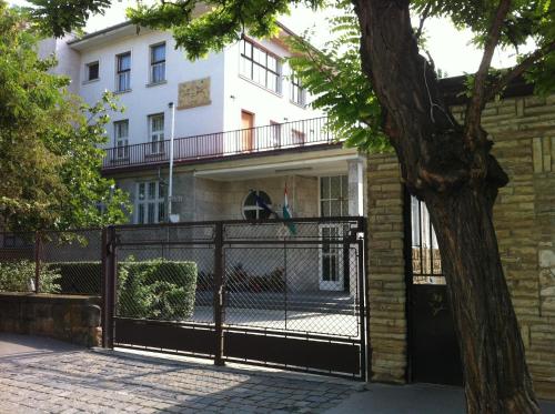 

Vécsey Hostel