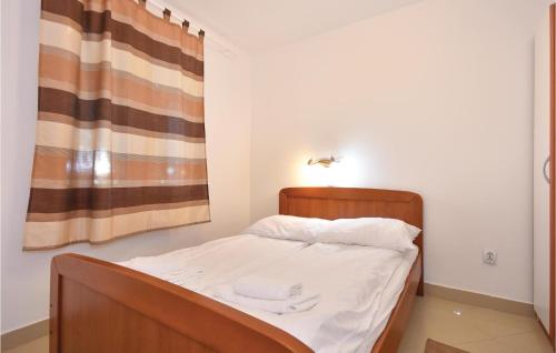  One-Bedroom Apartment in Necujam in Nečujam